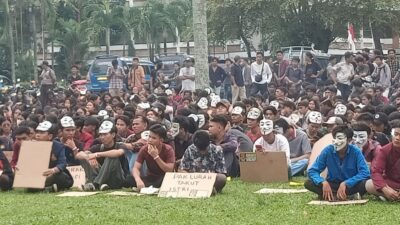 Gelar Mimbar Kerakyatan, Mahasiswa, Budayawan, Akademisi di Medan Tolak Politik Dinasti