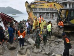 Pj Gubsu Tinjau Lokasi Bencana Alam di Desa Simangulampe Humbahas