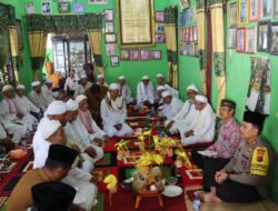 Di Labura, Kapolres Labuhanbatu Silaturahmi dengan Tuan Guru dan Khalifah