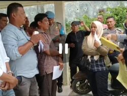 Didampingi Ketua SPM, Anggota KPPS Demo ke Kantor PPK Panai Hilir