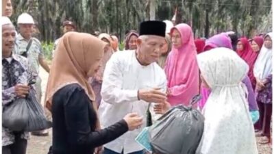 Bulan Rahmadhan, PT ABM Labusel Salurkan 600 Paket Sembako dan 2 Ton Beras ke Kaum Dhuafa dan Masyarakat Miskin