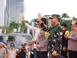 Panglima TNI Hadiri Pelepasan Mudik Gratis Polri Presisi 2024 di Silang Monas
