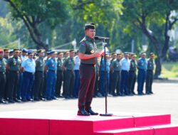Panglima TNI Laksanakan Apel Khusus dan Halal Bihalal di Mabes TNI