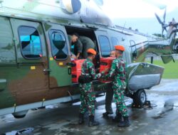 Helikopter Carakal H-225M TNI AU Tembus Daerah Terisolir, Distribusikan Bantuan dan Evakuasi Warga Korban Banjir di Luwu