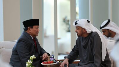 Menhan Prabowo Kunjungi Presiden MBZ di UEA, Bahas Kerja Sama Pertahanan dan Isu Internasional