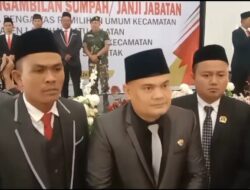 Bawaslu Lantik Panwascam Sekabupaten Labusel