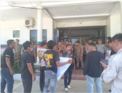 Bappeda Litbang Labusel Didemo, Karena Diduga Korupsi Anggaran