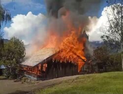 Aksi Brutal OPM Bakar Bangunan Sekolah di Pegunungan Bintang Papua