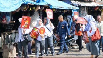 KPU Labuhanbatu Adakan Sosialisasi ke Pasar Tradisional Aeknabara