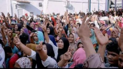 Masyarakat Labuhabatu Padati Konsolidasi Paslon Bupati Maya Jamri