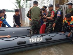 Korban Banjir di Maros Dapat Perhatian dari Lanud Hasanuddin