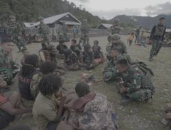 Yonif 715/Mtl Dengar Keluhan Masyarakat Tirineri