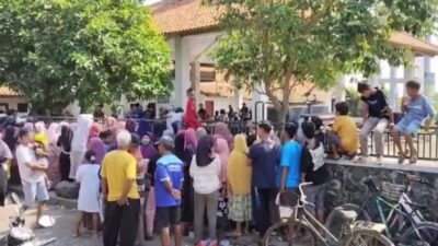 Dituntut Warga Mundur, Kades Sijambe Akhirnya Setujui Pemecatan Sekdes