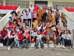 Beragam Perlombaan Meriahkan HUT ke-80 RI di Sekretariat DPRD Labuhanbatu