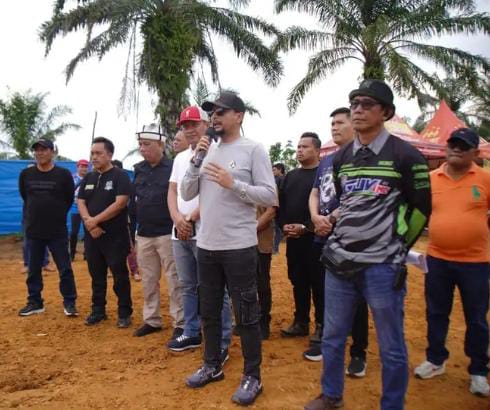 Semarak Super Grasstrack Piala Bupati Labusel 2025:Ajang Sportivitas dan Hiburan Masyarakat Setempat. 