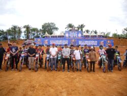 Semarak Super Grasstrack Piala Bupati Labusel 2025:Ajang Sportivitas dan Hiburan Masyarakat Setempat.