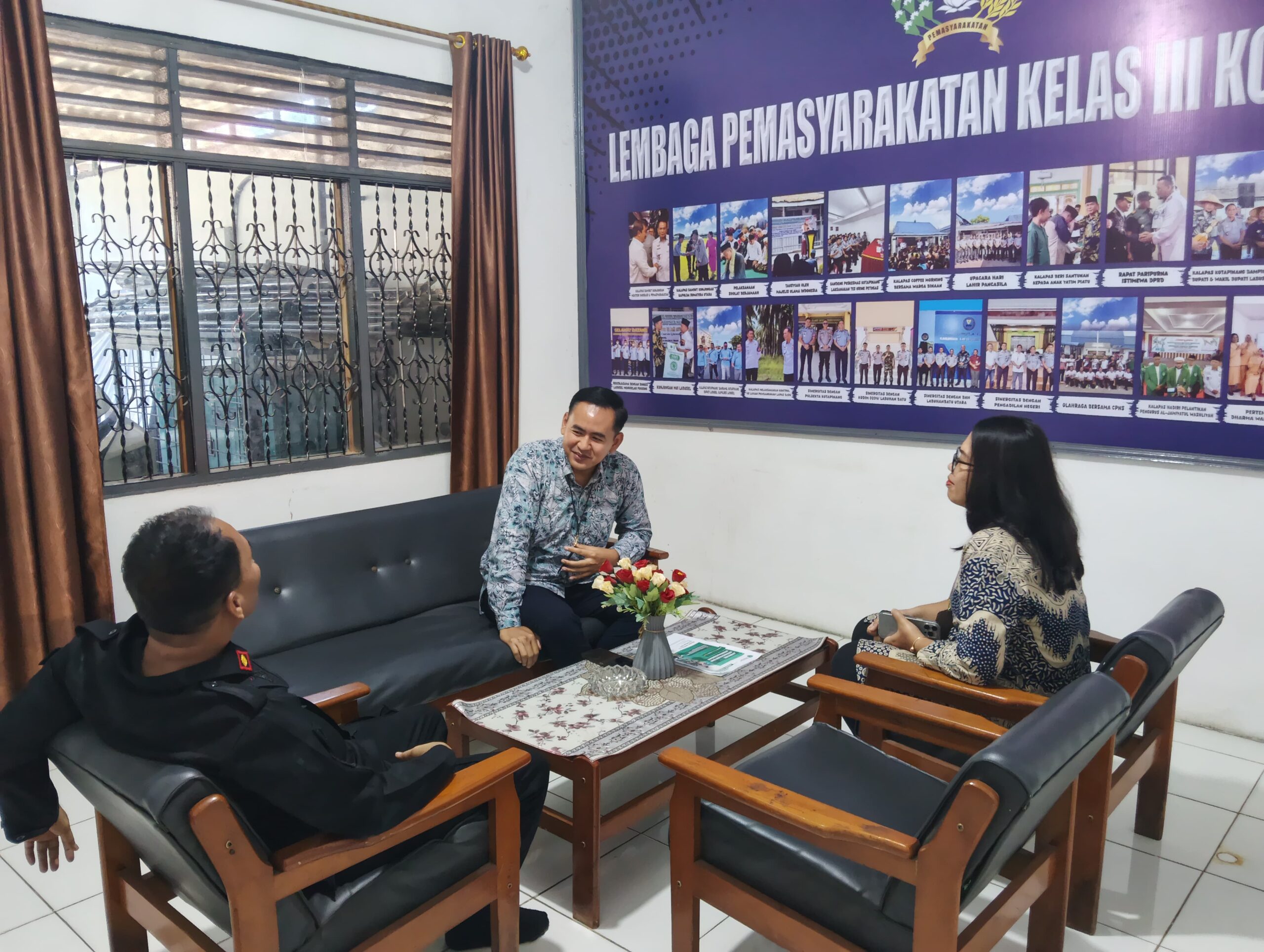 BRI BO Kotapinang Silaturahmi ke Lapas Kotapinang 