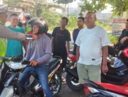 Ajak Masyarakat Tertib Berlalu Lintas di Jalinsum Kotapinang,Satlantas Polres Labusel Gelar “Polantas Menyapa”.