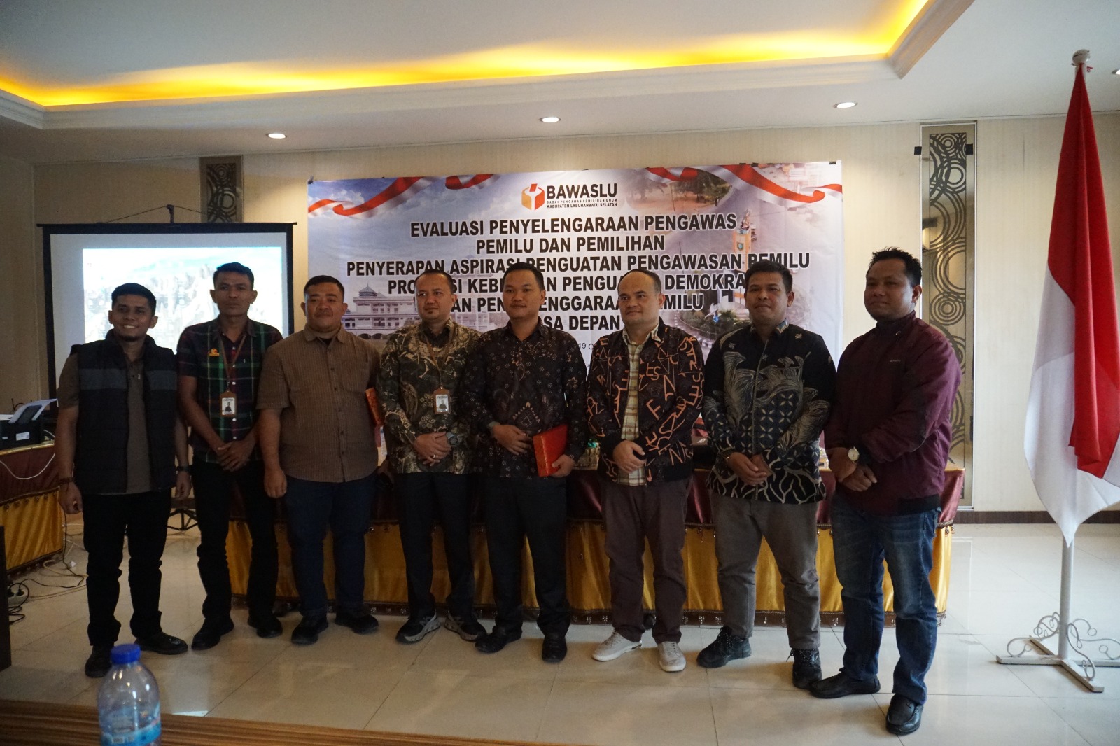 Perkuat Demokrasi, Bawaslu Labusel Kumpulkan Mitra Strategis di Grand Suma Hotel
