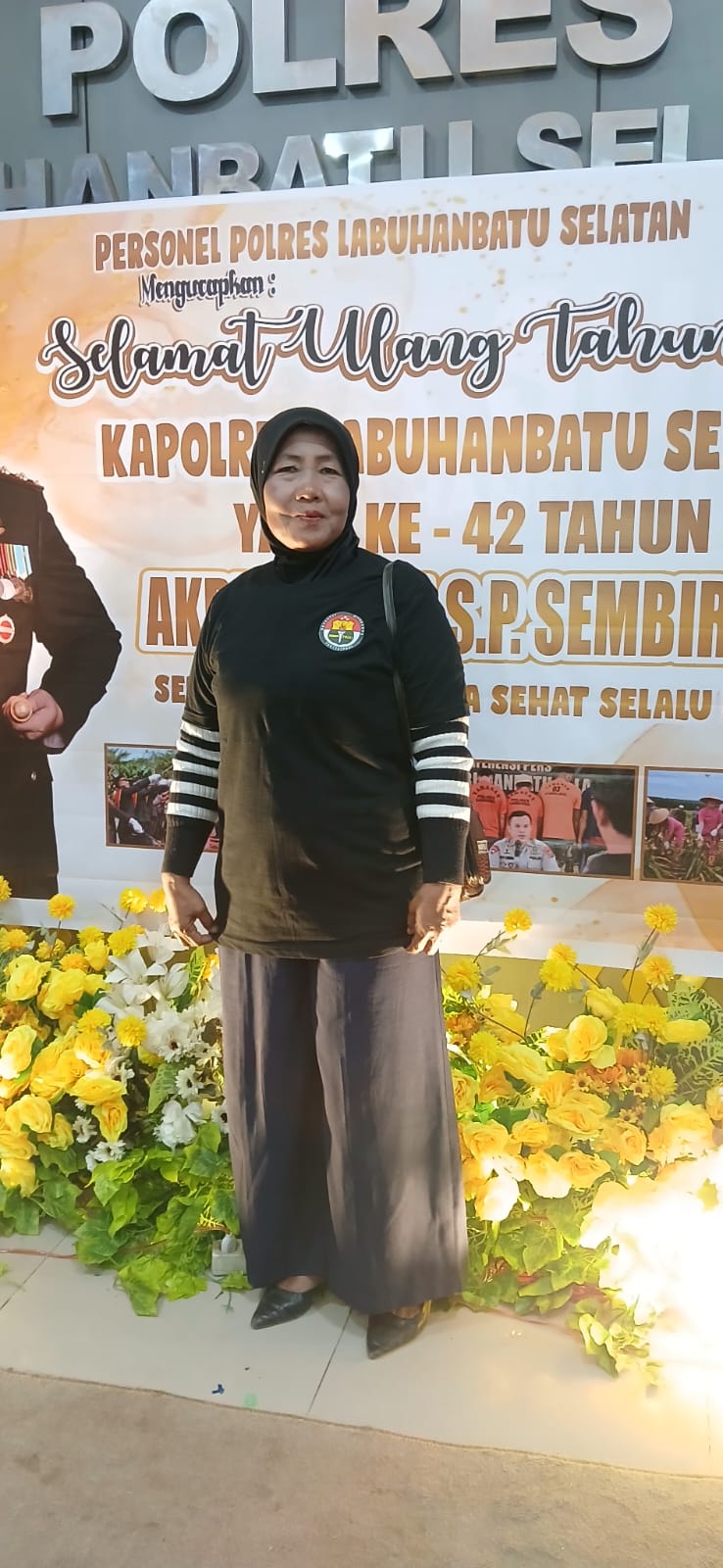 Hangat dan Penuh Kekeluargaan,Media Center Polres Labusel Ucapkan Selamat Ulang Tahun kepada Kapolres AKBP Aditya S.P. Sembiring, S.I.K.