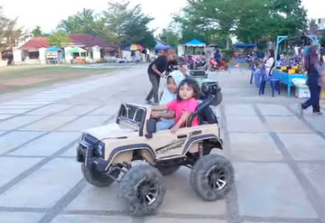 Bupati Labuhanbatu Selatan Tinjau Aktivitas Masyarakat di Lapangan SBBK