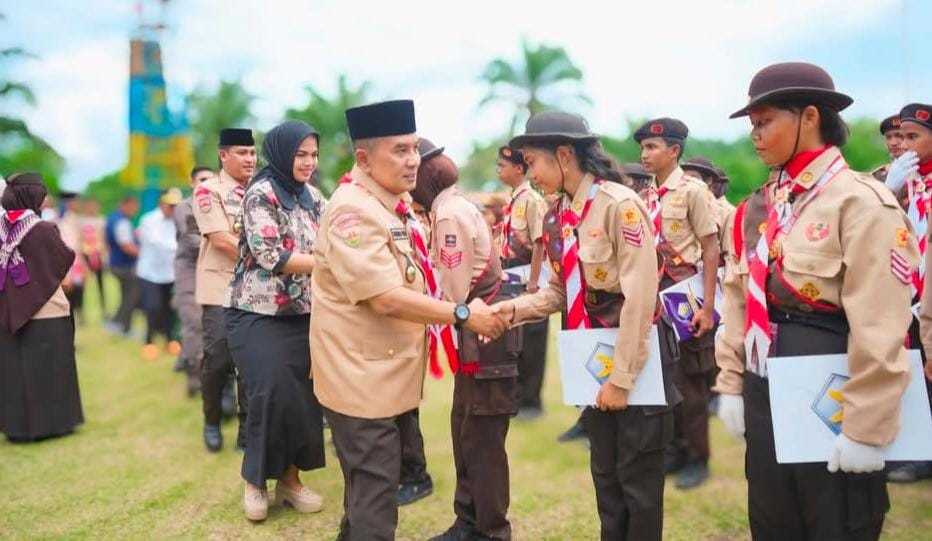 Wakil Bupati Labuhanbatu Selatan Buka Jambore Cabang III Pramuka:Cetak Generasi Muda Berkarakter dan Cinta Tanah Air