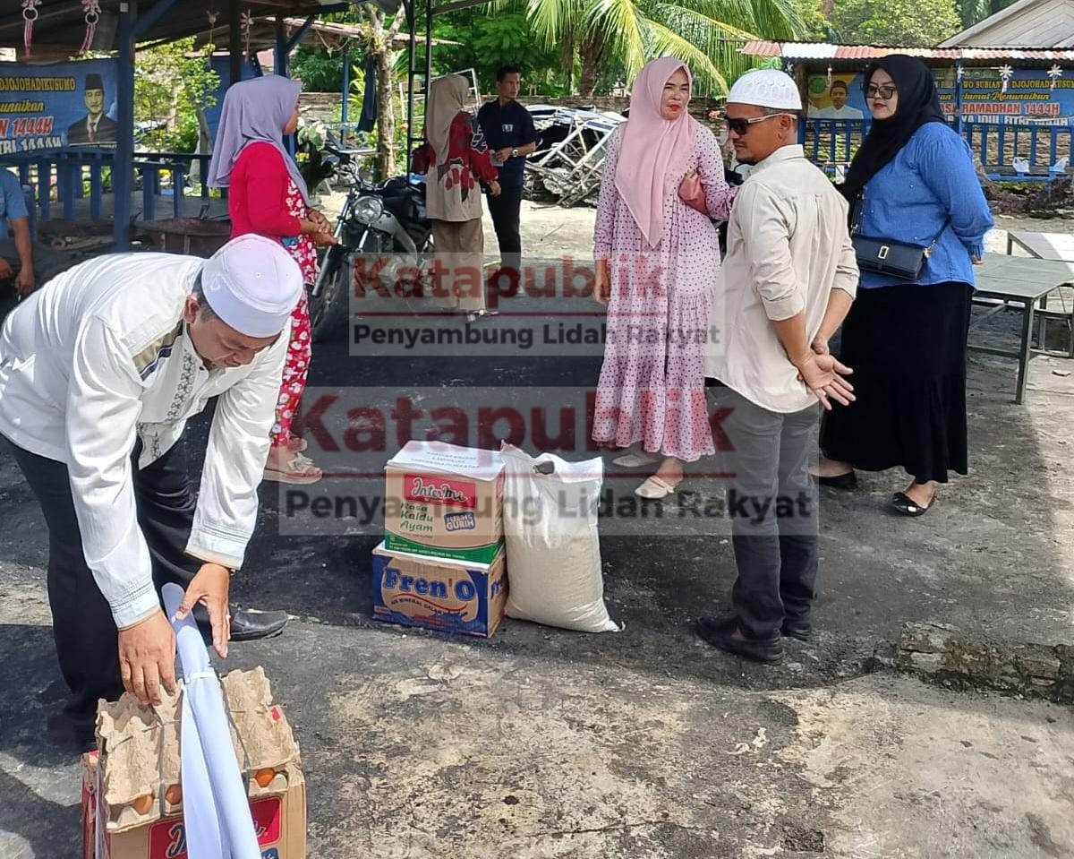 Baznas Labuhanbatu Selatan Ulurkan Bantuan untuk Keluarga Korban Kebakaran di Torgamba: “Terima Kasih atas Kepeduliannya,Semoga Allah Membalas Kebaikan Ini”