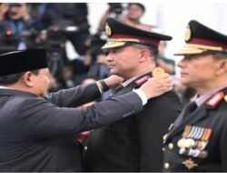 Presiden Prabowo Lantik Suyudi Ario Seto dan Wahyu Hadiningrat sebagai Kapolri dan Wakapolri